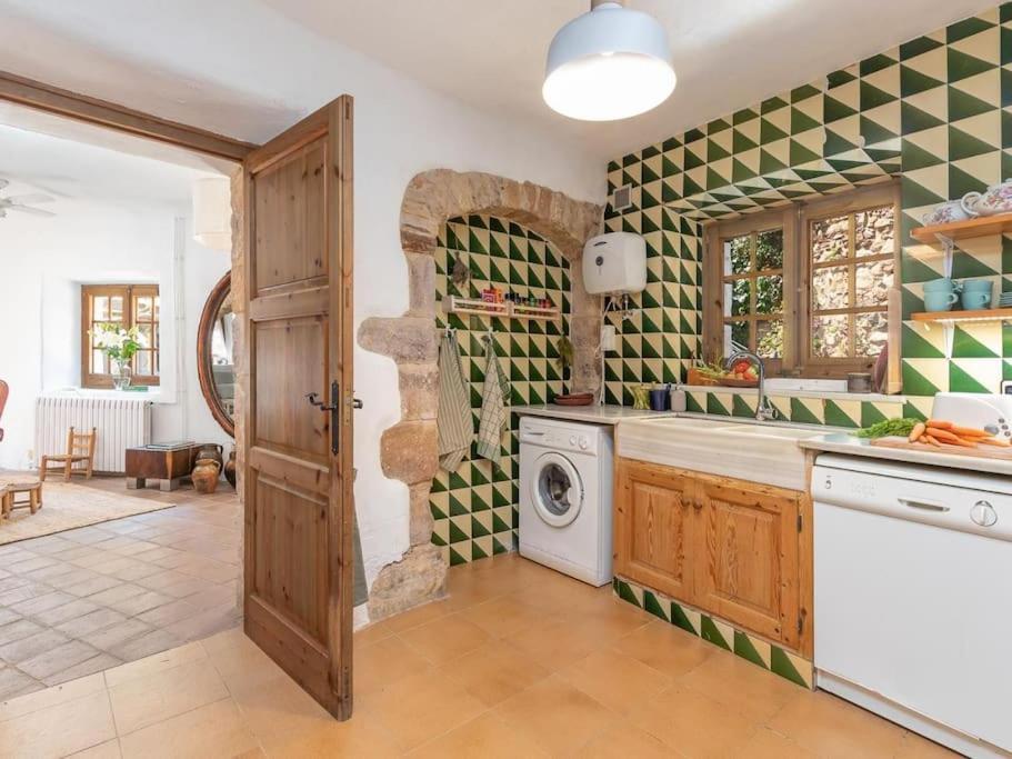 Preciosa Casa Rural En El Centro De Peratallada Extérieur photo